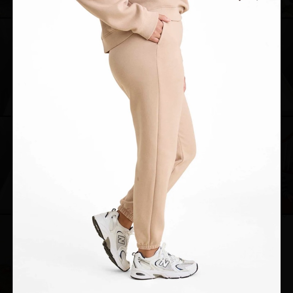 nuuds | classic sweatpant in sand Beige Jogger Pants sweatpants